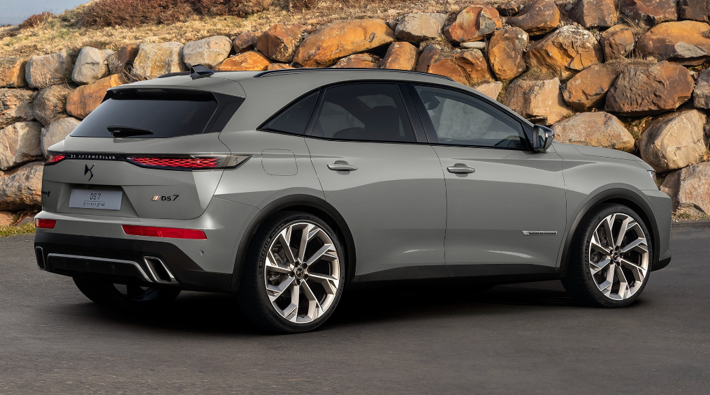 全新ds7中期改款完成外观设计变化大