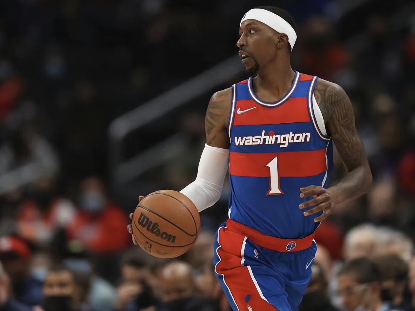 恭喜掘金，2换2交易达成！约基奇迎来冠军3D，一人创历史纪录休闲区蓝鸢梦想 - Www.slyday.coM