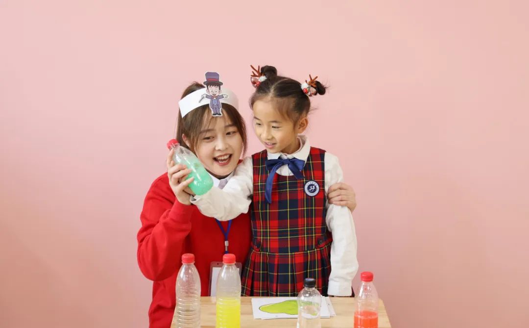 十堰这里有个特别的房子，走进一看不得了休闲区蓝鸢梦想 - Www.slyday.coM