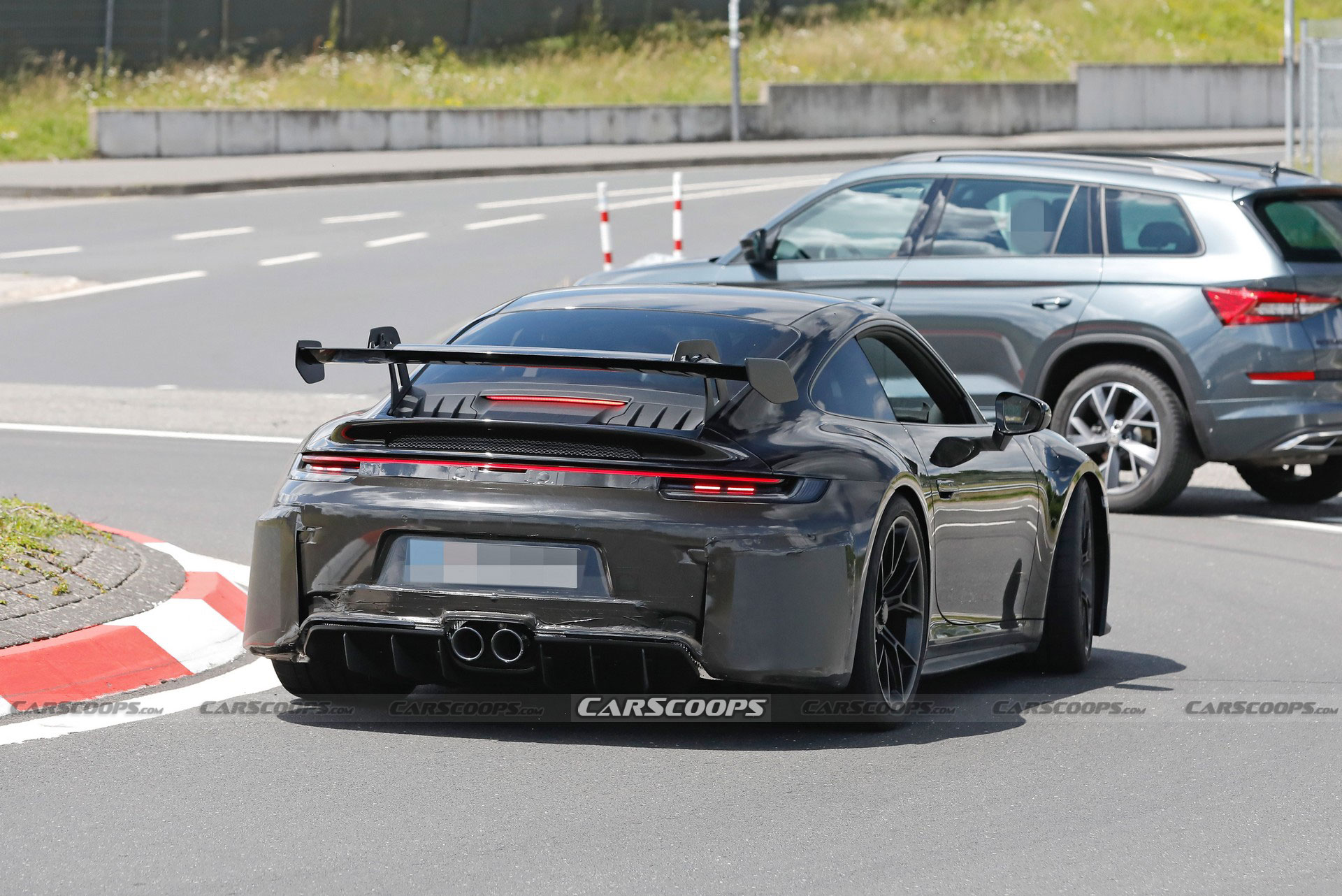 ר˶ ¿ʱ911 GT3µع