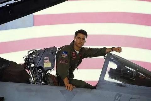 银幕上的秀场：美军为何到处打人还能摆出正气凛然的姿势？休闲区蓝鸢梦想 - Www.slyday.coM