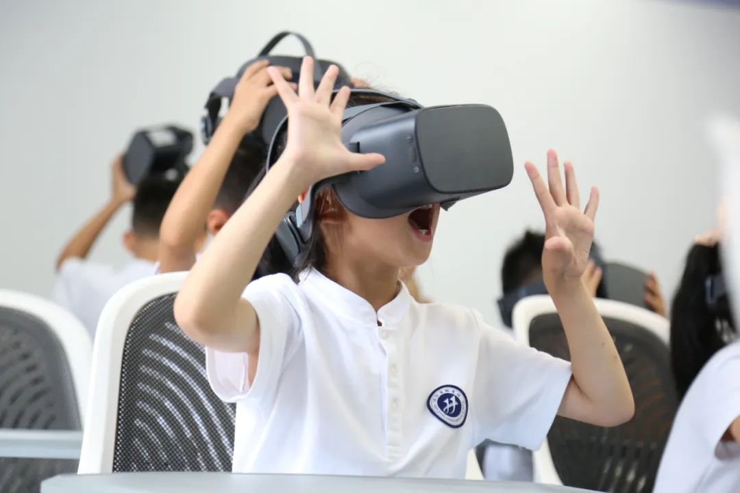 十堰这里有个特别的房子，走进一看不得了休闲区蓝鸢梦想 - Www.slyday.coM