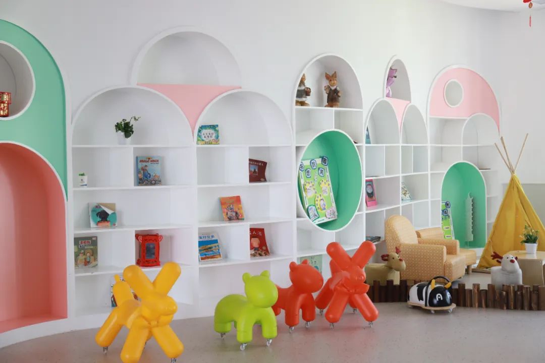 十堰这里有个特别的房子，走进一看不得了休闲区蓝鸢梦想 - Www.slyday.coM