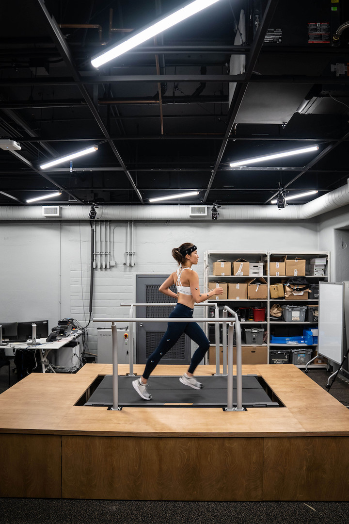 专访 lululemon 产品研发团队：要把「穿了就像没穿」的体验，带到跑步领域休闲区蓝鸢梦想 - Www.slyday.coM