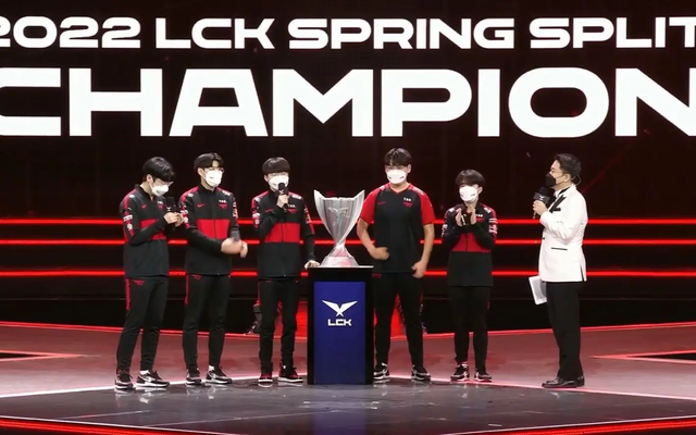 T1不败金身终于被打破！网友为kiin感到不值，这么强却没换过队？休闲区蓝鸢梦想 - Www.slyday.coM