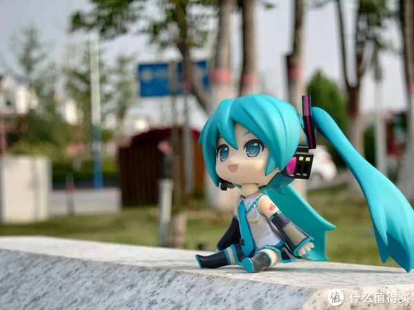 普通用户眼中的信仰，却是专业人士的最爱：索尼Xperia 1 IV体验测评休闲区蓝鸢梦想 - Www.slyday.coM