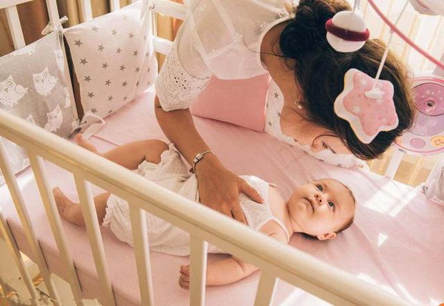 三岁分床七岁分房？孩子分房睡应有的3个能力，其他的是贩卖焦虑休闲区蓝鸢梦想 - Www.slyday.coM