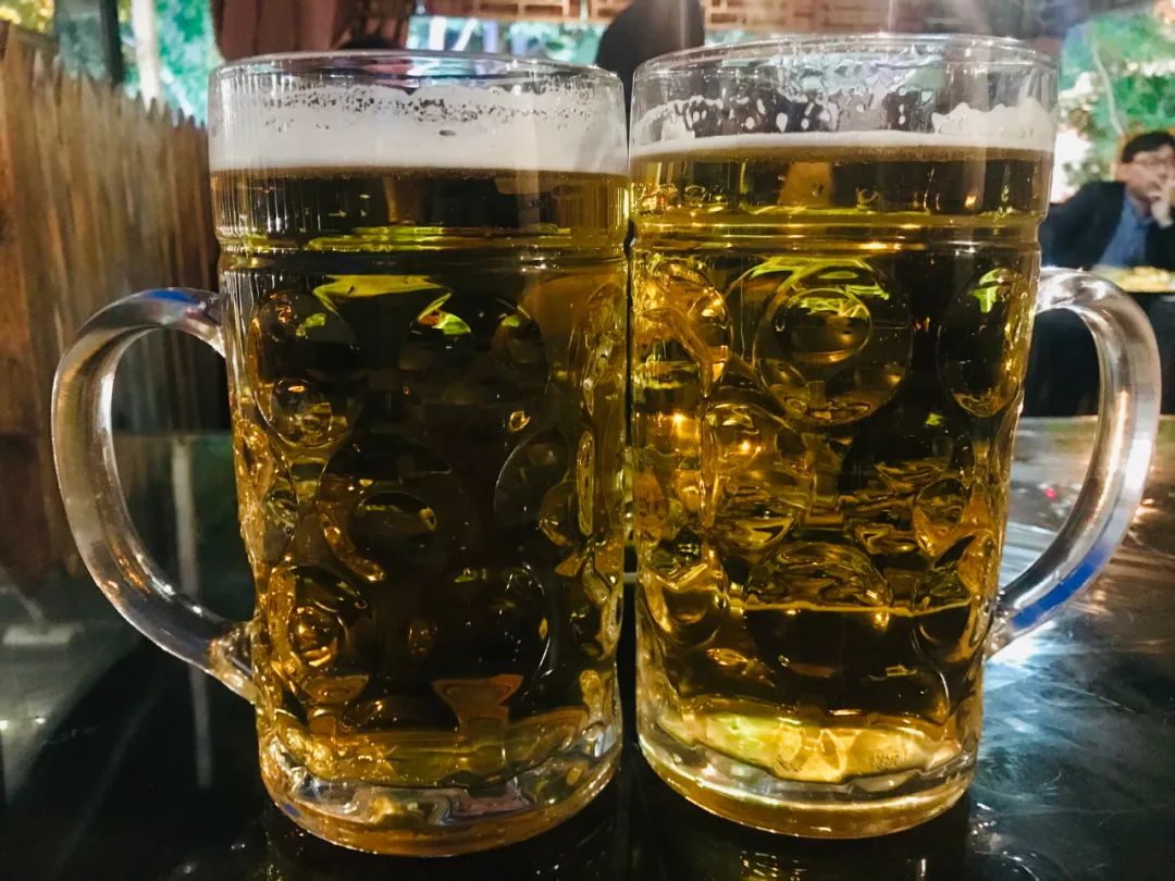 少量饮酒就能降低危害吗？你喝的每一滴酒，都在伤害你的大脑！休闲区蓝鸢梦想 - Www.slyday.coM