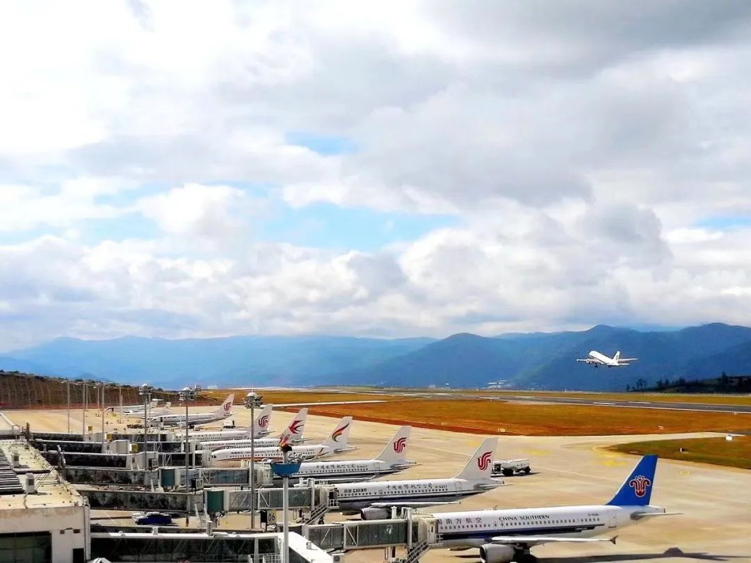 西双版纳机场单日旅客吞吐量超2万人次_云南省交通运输厅