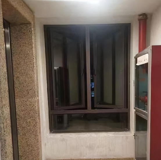 杭州2岁女童坠楼身亡，保姆举动惹众怒，孩子父亲崩溃哭诉：她才来了7天…休闲区蓝鸢梦想 - Www.slyday.coM