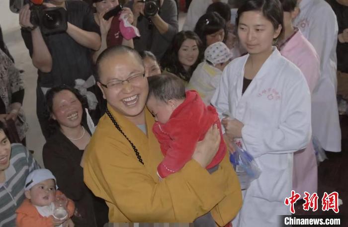 四川省佛教协会副会长释素全：爱都在每个人的心里休闲区蓝鸢梦想 - Www.slyday.coM