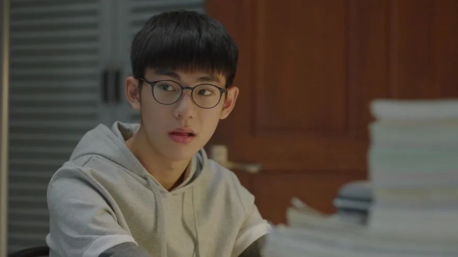 高考出分后，我研究了100个学霸，发现他们都有这一个特点休闲区蓝鸢梦想 - Www.slyday.coM