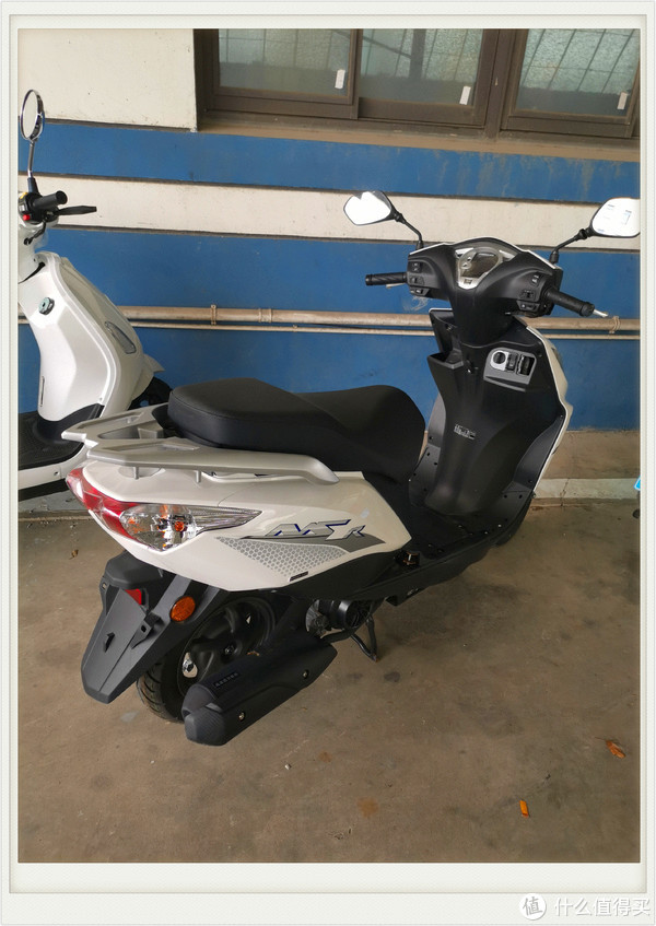 本田ns110r踏板摩托车