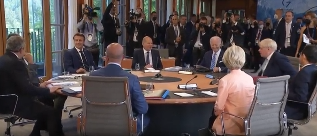 俄或改变对乌战术！普京回应约翰逊：恶心！脑子和身体要协调发展休闲区蓝鸢梦想 - Www.slyday.coM