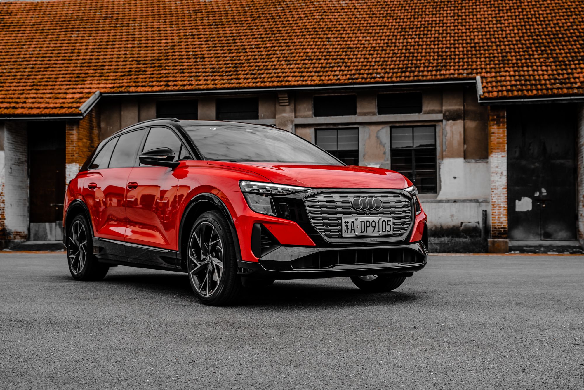 除了要充电真没感觉到上汽奥迪q5etron是一辆纯电车