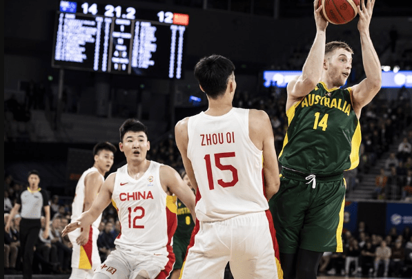 三分球7投4中!中国男篮头号关系户证明自己,终于明白杜锋带上他休闲区蓝鸢梦想 - Www.slyday.coM 三分球7投4中!中国男篮头号关系户证明自己,终于明白杜锋带上他休闲区蓝鸢梦想 - Www.slyday.coM