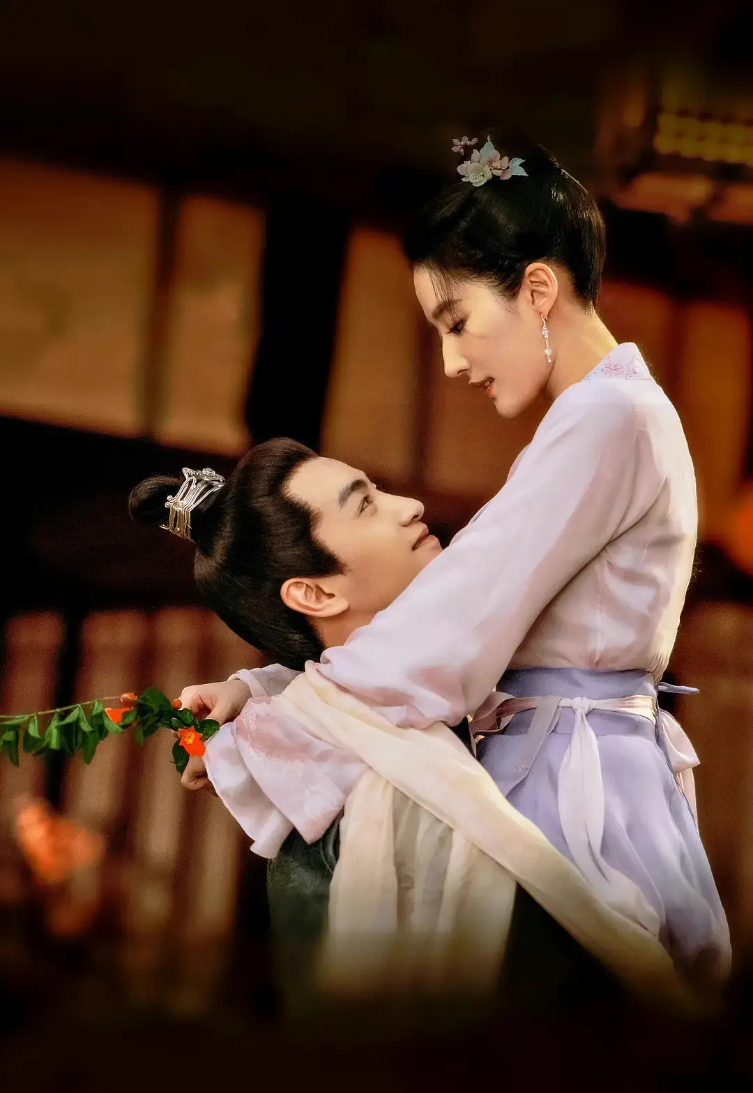 皇城司的人是不是培训过一高兴就要把老婆举高高