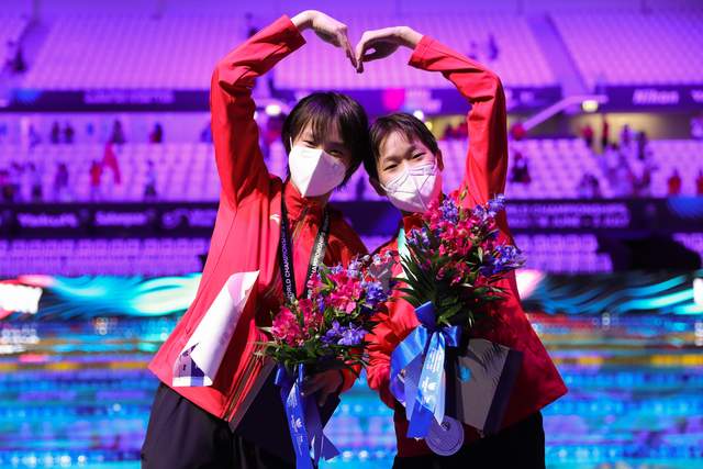 全红婵陈芋汐成就双冠王!中国跳水队获第8金,女子10米台11连冠休闲区蓝鸢梦想 - Www.slyday.coM 全红婵陈芋汐成就双冠王!中国跳水队获第8金,女子10米台11连冠休闲区蓝鸢梦想 - Www.slyday.coM