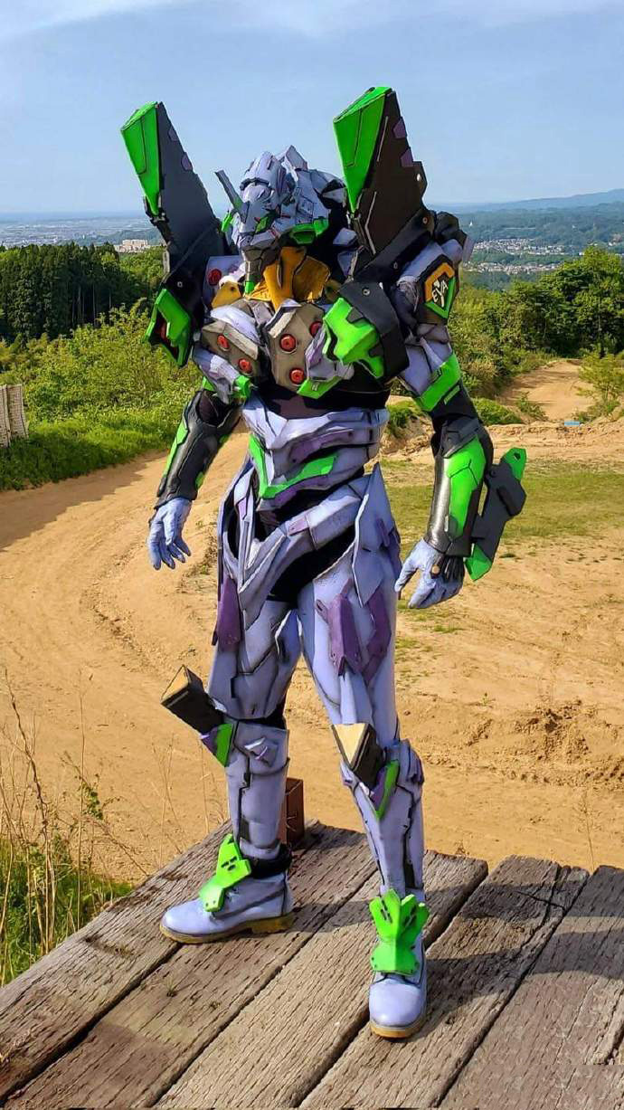 高手在民间地垫的正确玩法初号机cos服