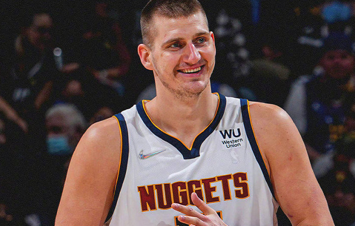 今日篮谈：中国男篮大胜中国台北提前晋级,湖人望得到欧文+杜兰特休闲区蓝鸢梦想 - Www.slyday.coM