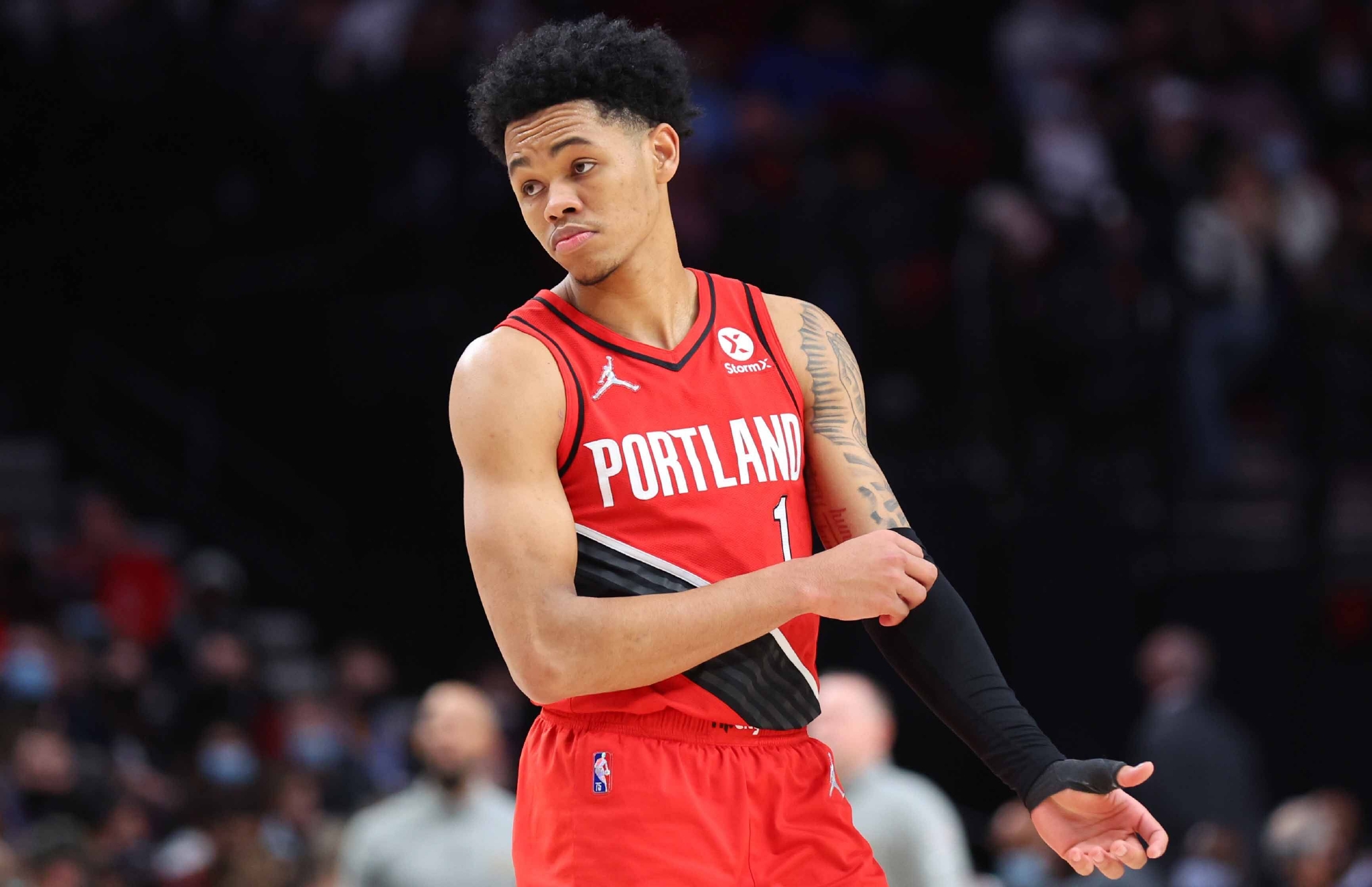 安芬尼西蒙斯与开拓者达成4年1亿口头协议