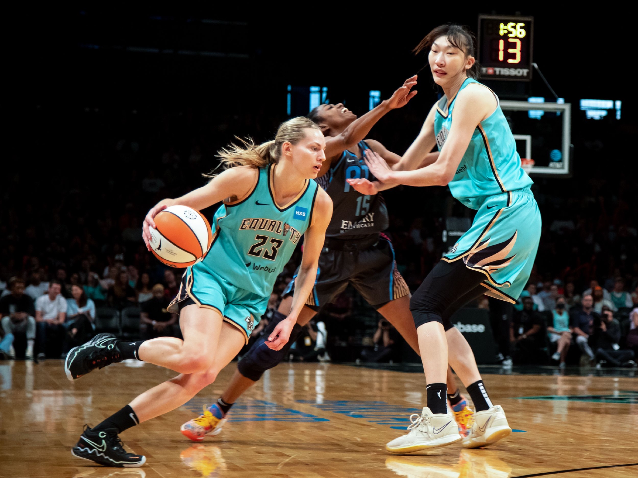 篮球——wnba:纽约自由人不敌亚特兰大梦想|纽约|亚特兰大|迈克尔