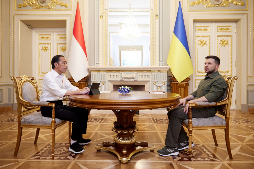 印尼总统佐科和乌克兰总统泽连斯基6月29日举行会晤。图自乌克兰总统府官网