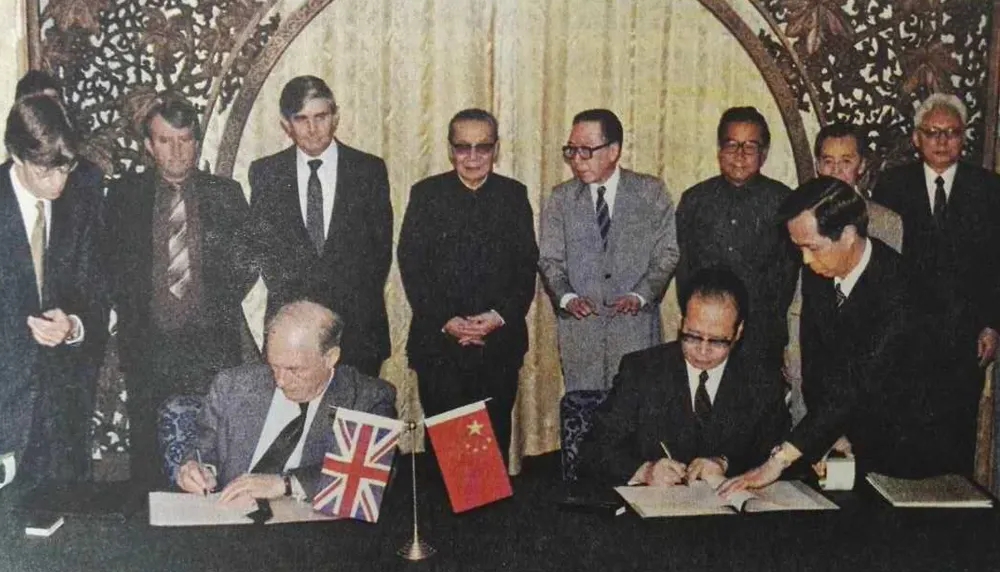 邵善波：回归25周年，再看香港回归历程中的几件事休闲区蓝鸢梦想 - Www.slyday.coM