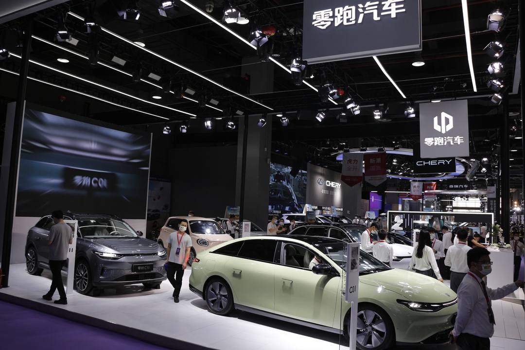 零跑c01华南国际车展亮相发布5米车长续航717km预售18万起