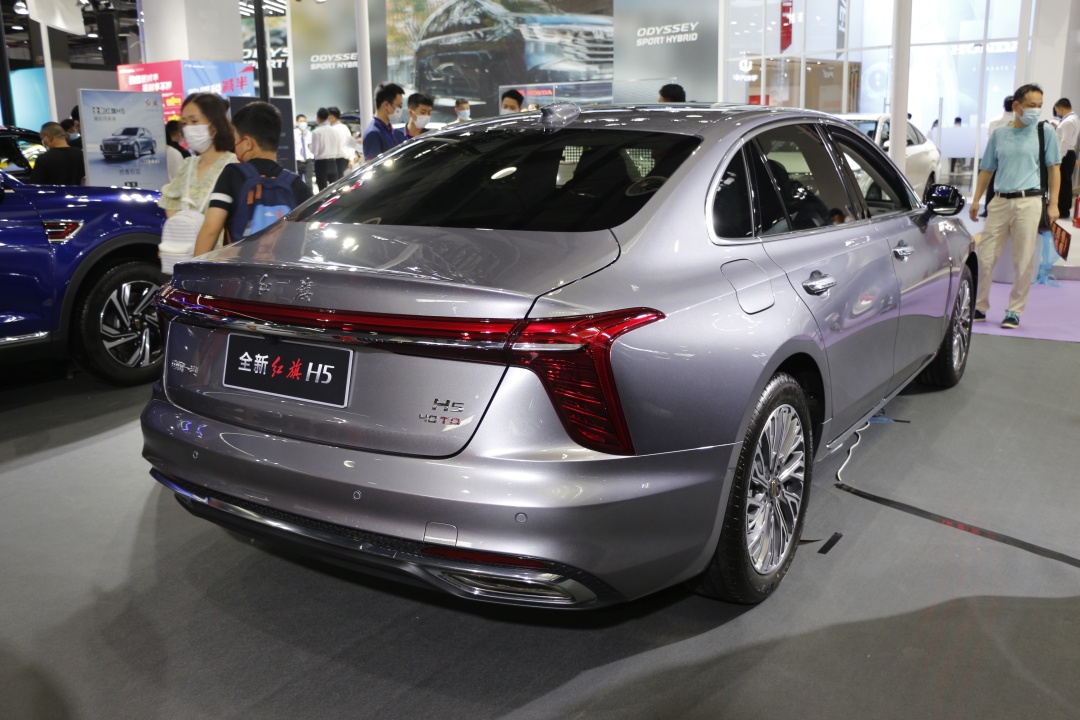 设计全面升级全新一代红旗h5亮相2022华南国际车展