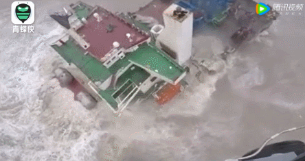 记者险被吹翻！直击台风“暹芭”登陆，三亚降特大暴雨，广东现龙卷风休闲区蓝鸢梦想 - Www.slyday.coM