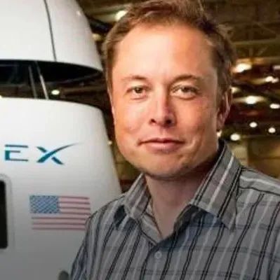 俄国人一口痰吐出了SpaceX：马斯克造火箭心路揭秘