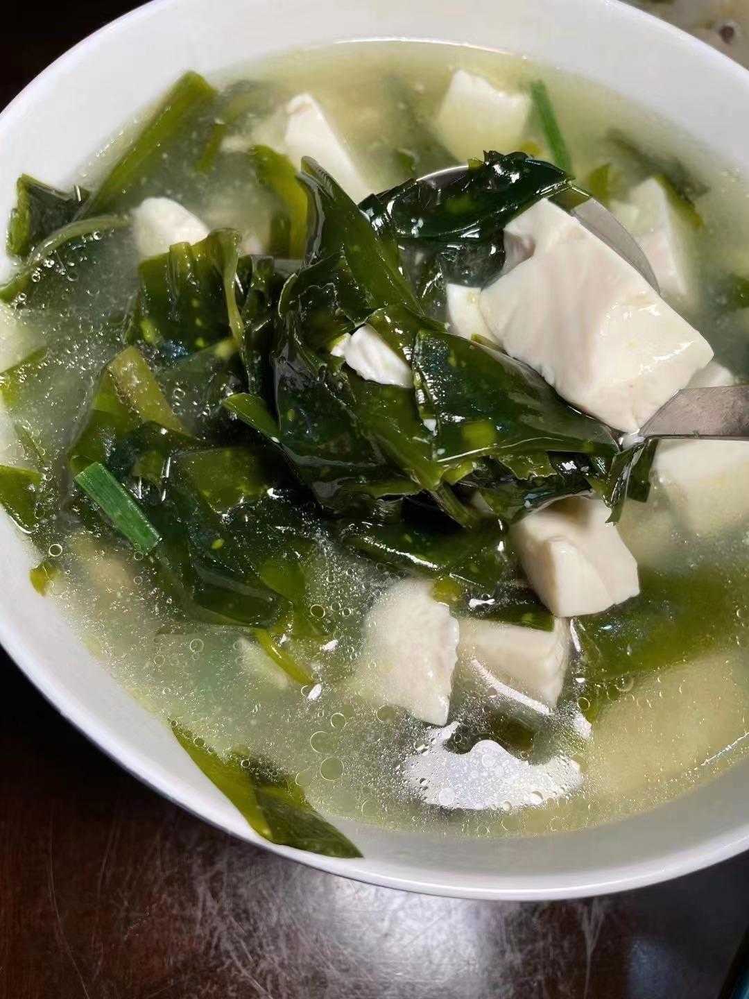 天气热要多喝这道汤品,做法简单,喝起来清爽可口又能减脂