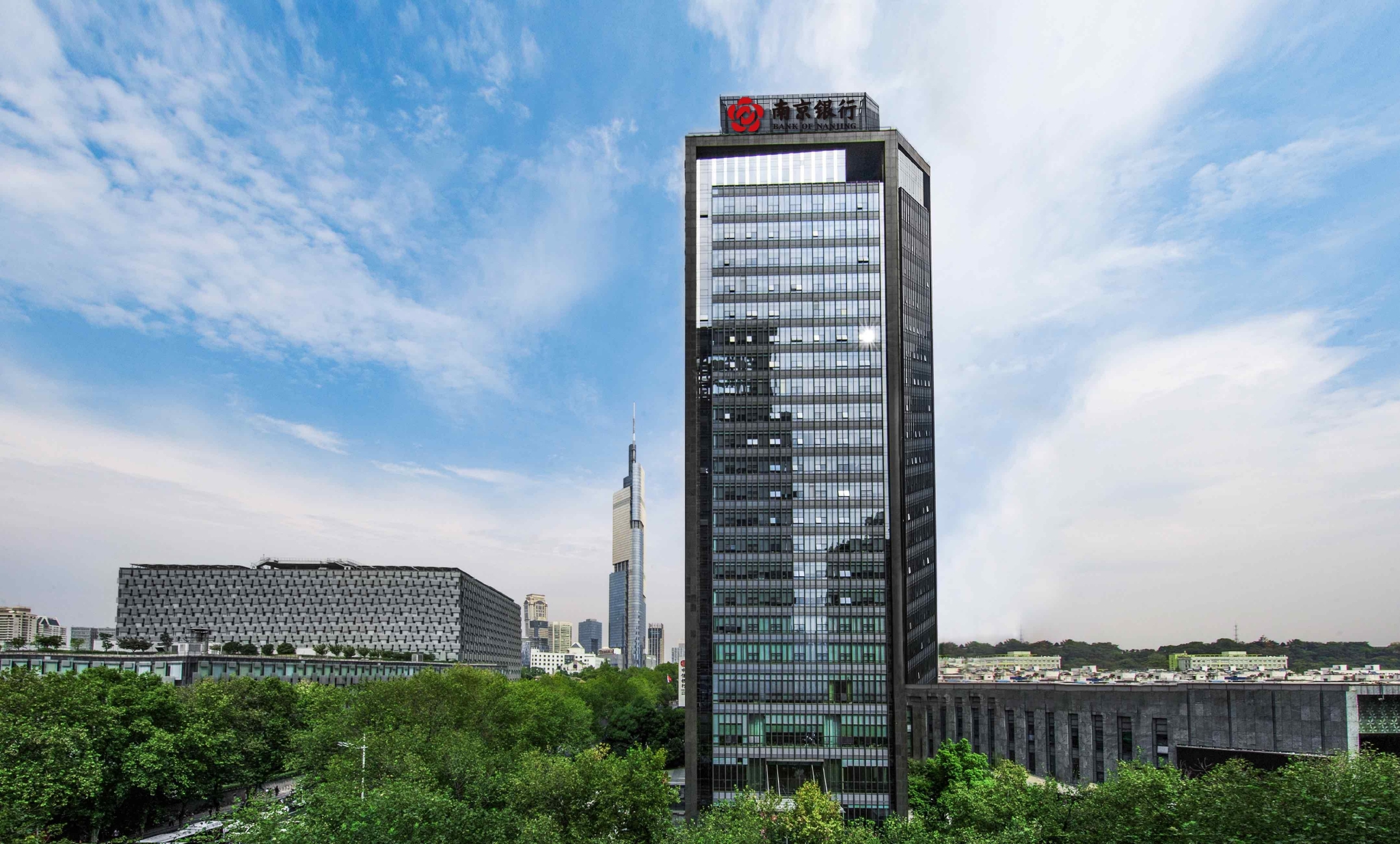 南京银行业绩快报披露,半年净利过百亿__财经头条