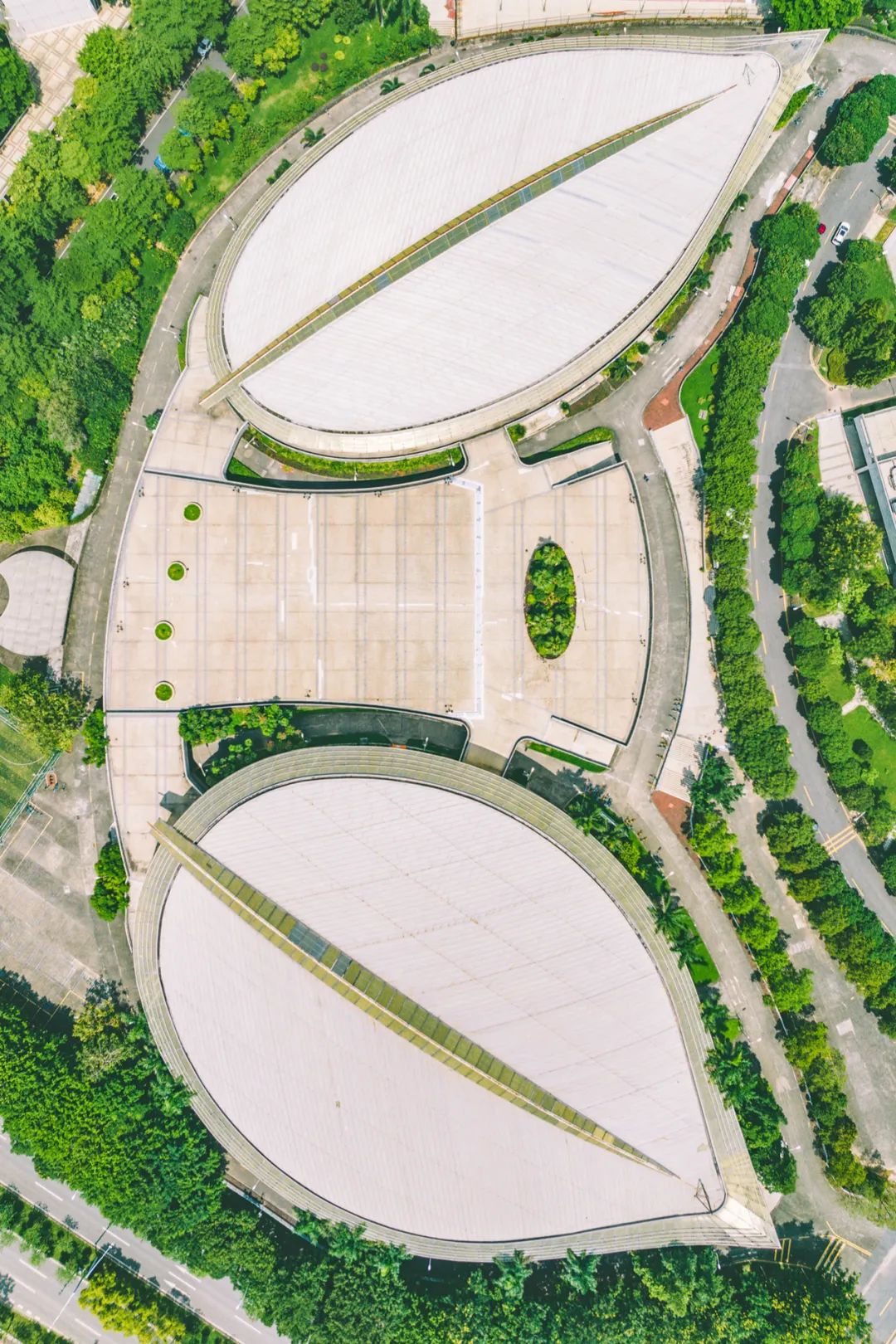 "列车即将到达,大学城北站."|星海音乐学院|星海|大学城_新浪新闻