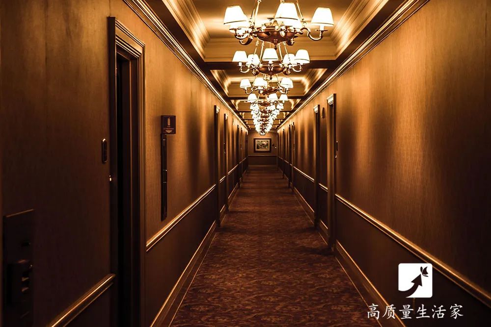 为什么晚上在酒店睡觉时最好将厕所灯打开？休闲区蓝鸢梦想 - Www.slyday.coM