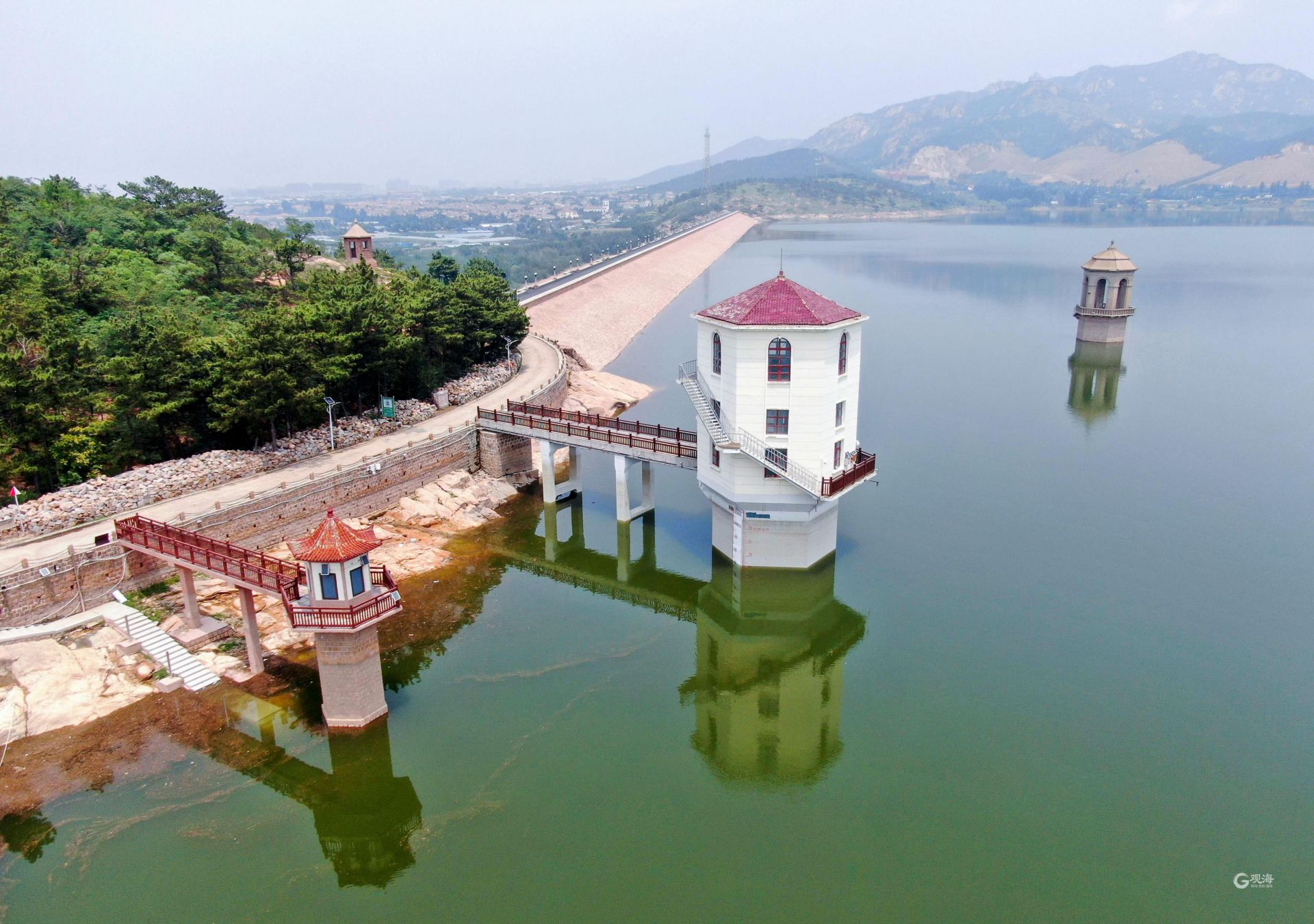崂山水库喝饱重现壮阔景色