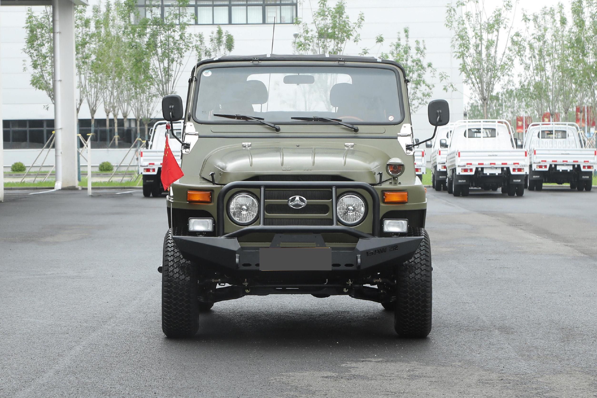 随着北京汽车制造厂的易主,对于212的未来也让很多人充满期待,年初