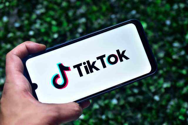 消息称Tik Tok电商拟在英国建立海外仓