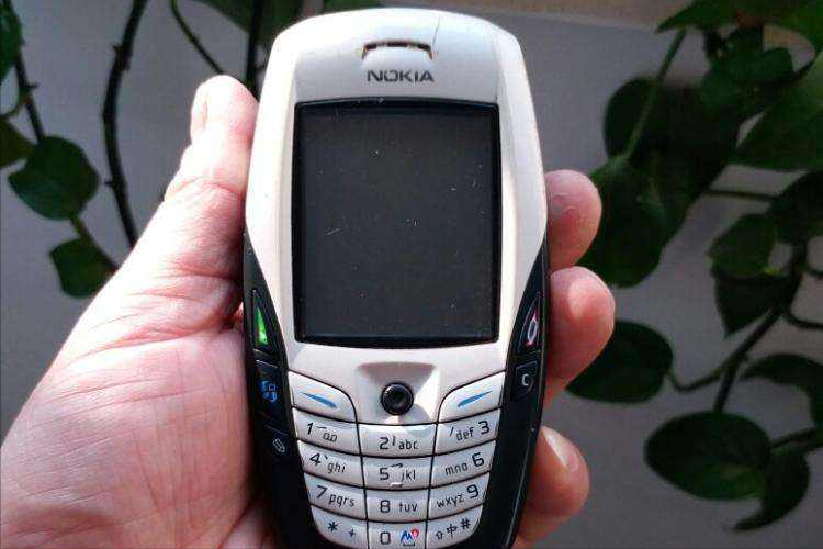 曾经卖出1亿台的诺基亚"胖6",如今沦为60元电子垃圾
