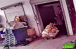 上海无差别砍人事件、唐山小树林扎死人事件——警方通报休闲区蓝鸢梦想 - Www.slyday.coM