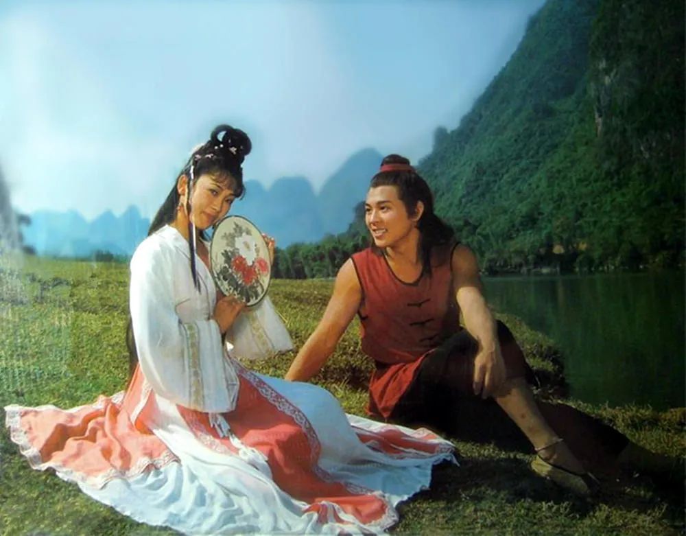 影片由《少林寺》女主角丁岚主演,"南拳王"邱建国和武打明星王群参演