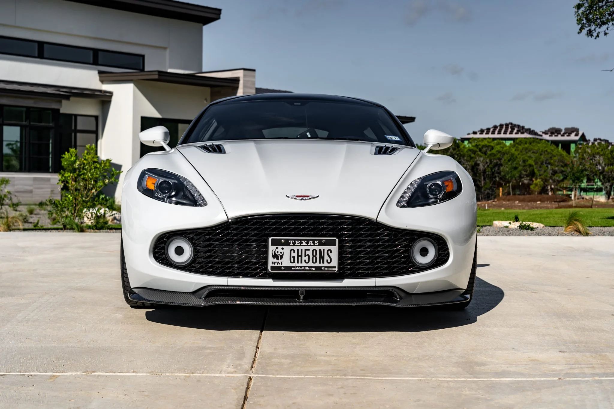 仅行驶1015公里二手阿斯顿马丁vanquishzagato或售100万美元