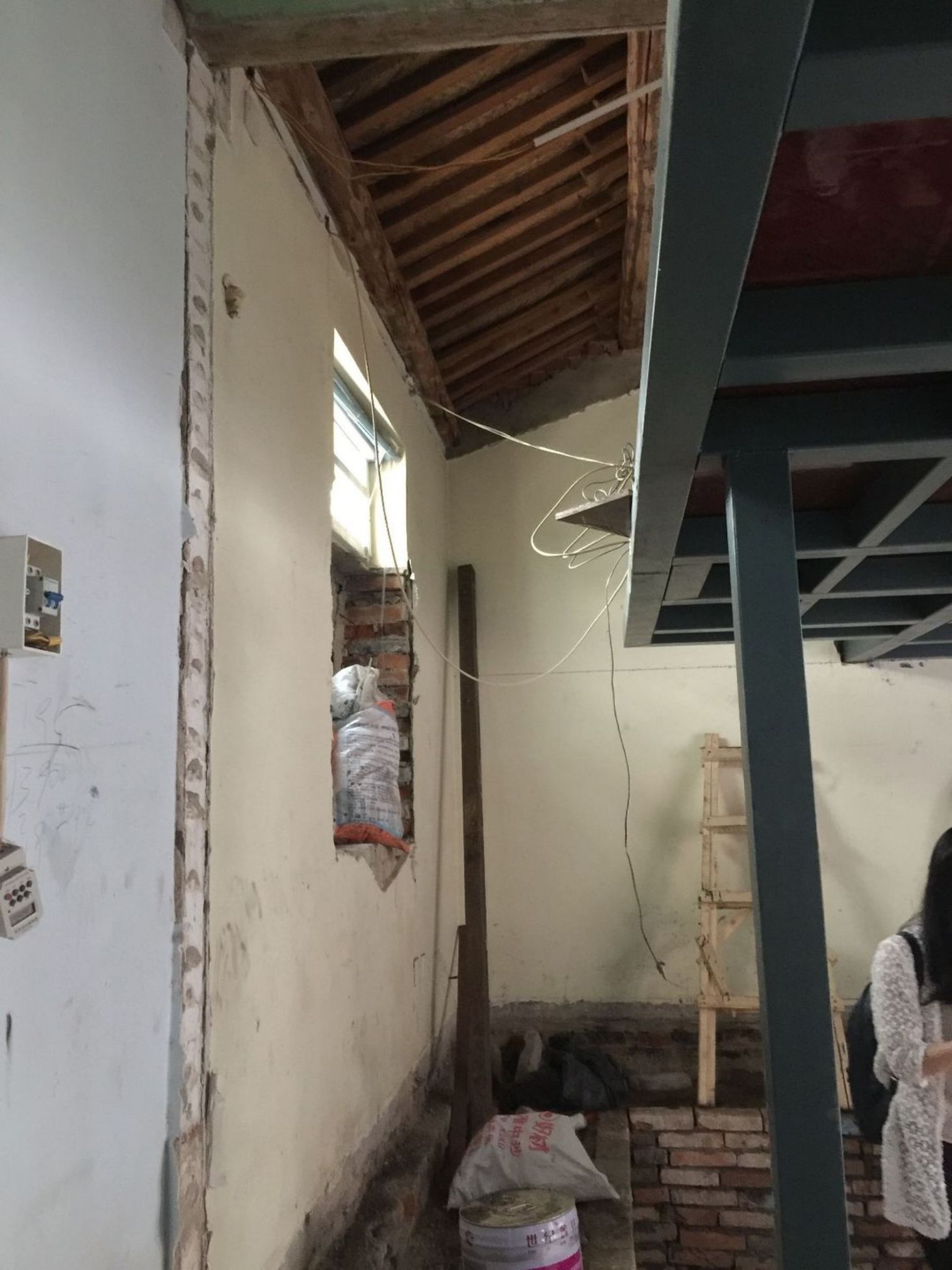 上海80后小夫妻的森系婚房,50㎡空间被手办填满,看完都想住进去休闲区蓝鸢梦想 - Www.slyday.coM 上海80后小夫妻的森系婚房,50㎡空间被手办填满,看完都想住进去休闲区蓝鸢梦想 - Www.slyday.coM