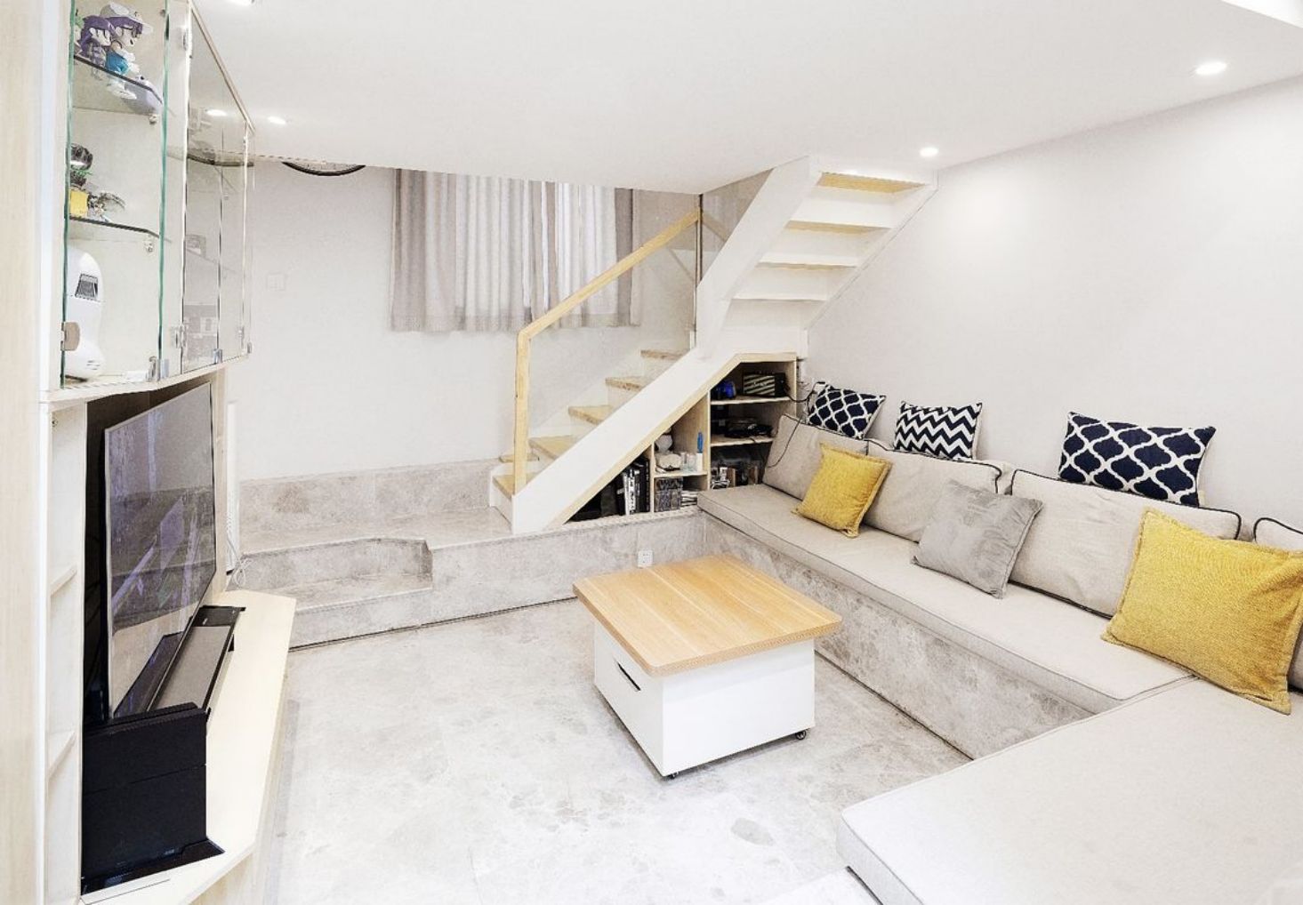 上海80后小夫妻的森系婚房,50㎡空间被手办填满,看完都想住进去休闲区蓝鸢梦想 - Www.slyday.coM 上海80后小夫妻的森系婚房,50㎡空间被手办填满,看完都想住进去休闲区蓝鸢梦想 - Www.slyday.coM