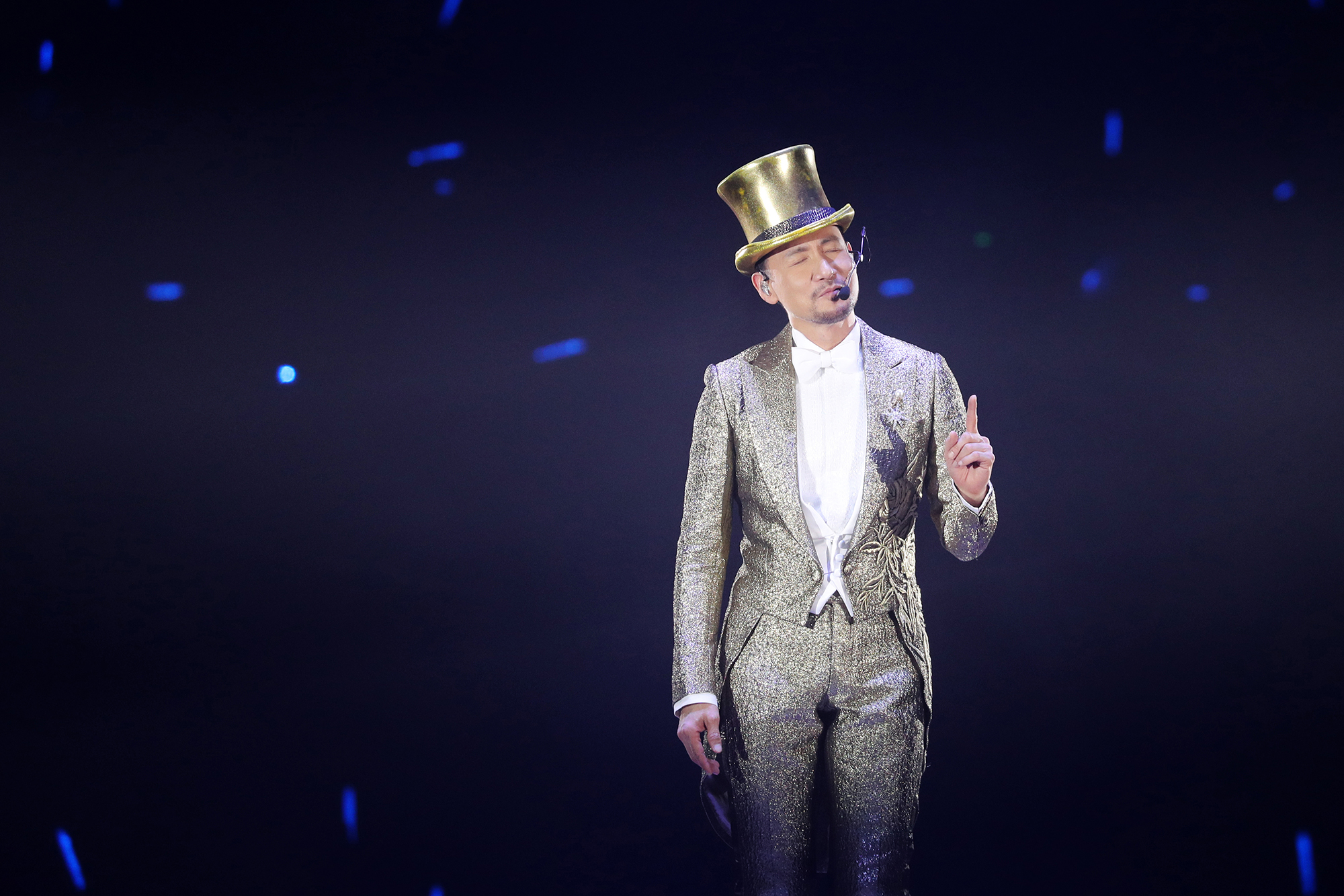 从郑智化到张学友，形式主义的“正能量”还要伤及多少人休闲区蓝鸢梦想 - Www.slyday.coM