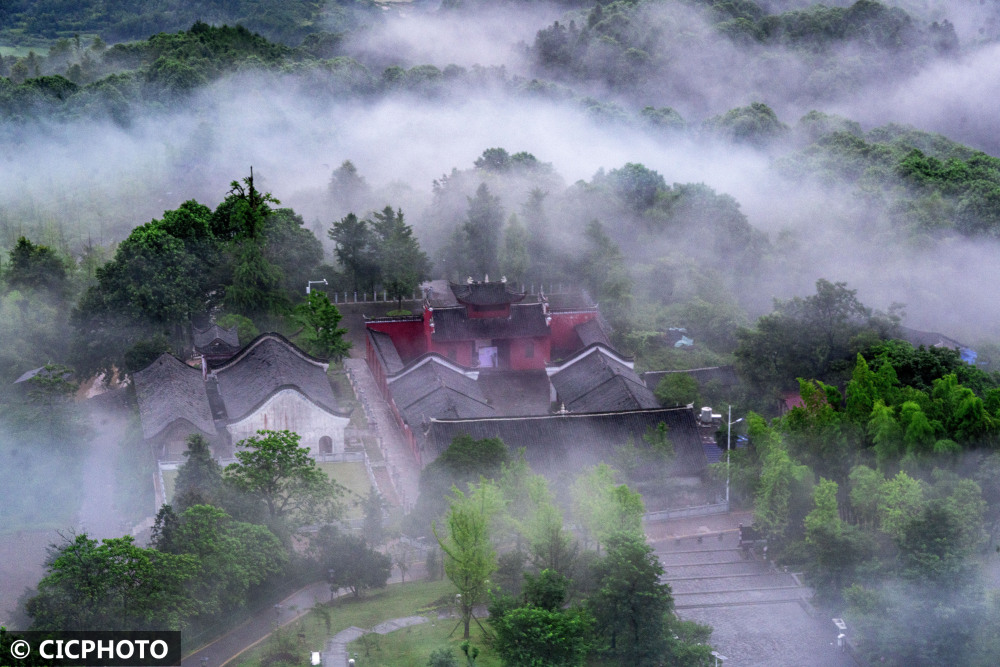 湖南靖州:云雾缭绕飞山美|湖南省|云海_新浪新闻