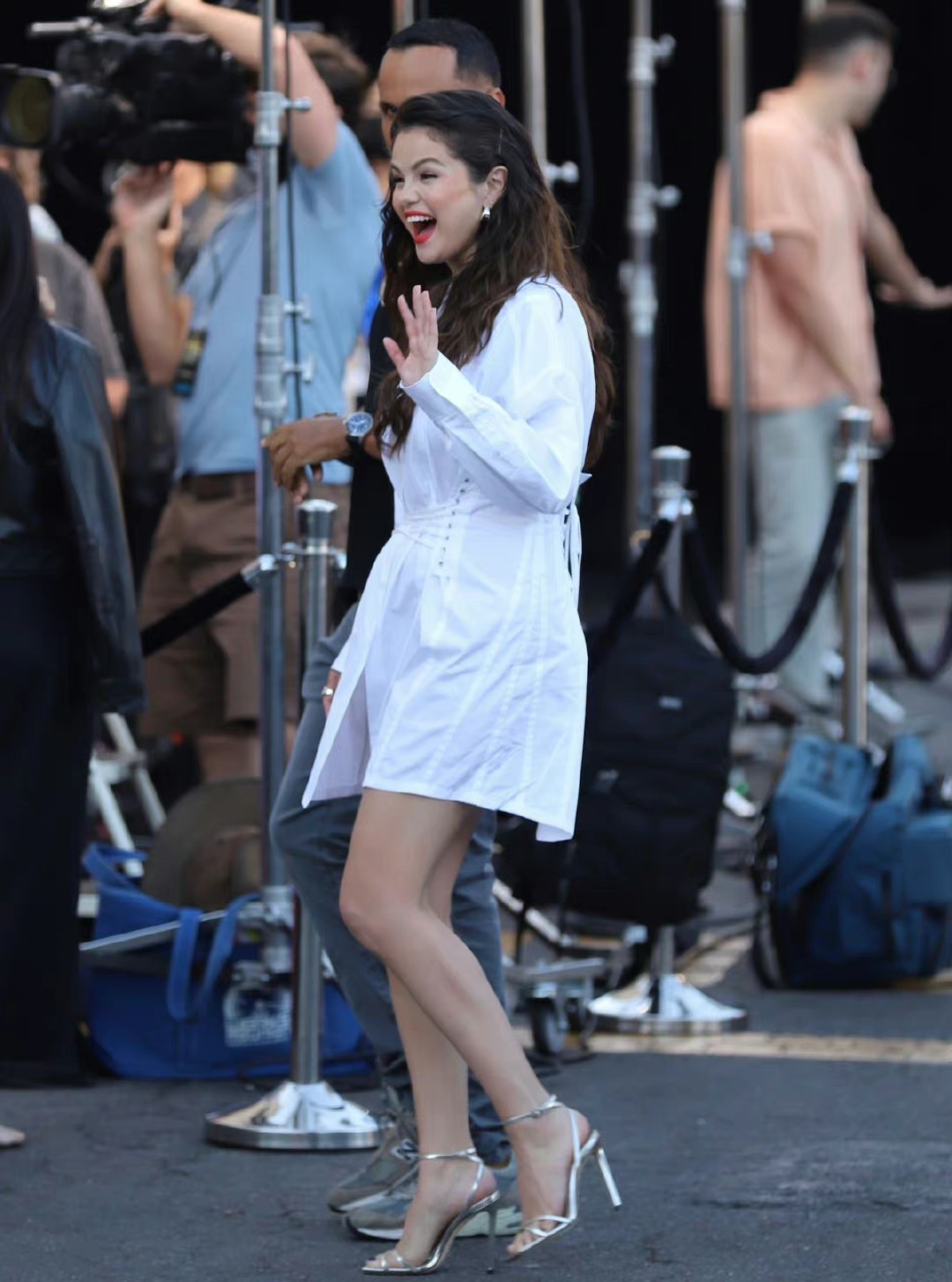 赛琳娜可不是黑红除了容貌和穿搭外她的演技也值得表扬