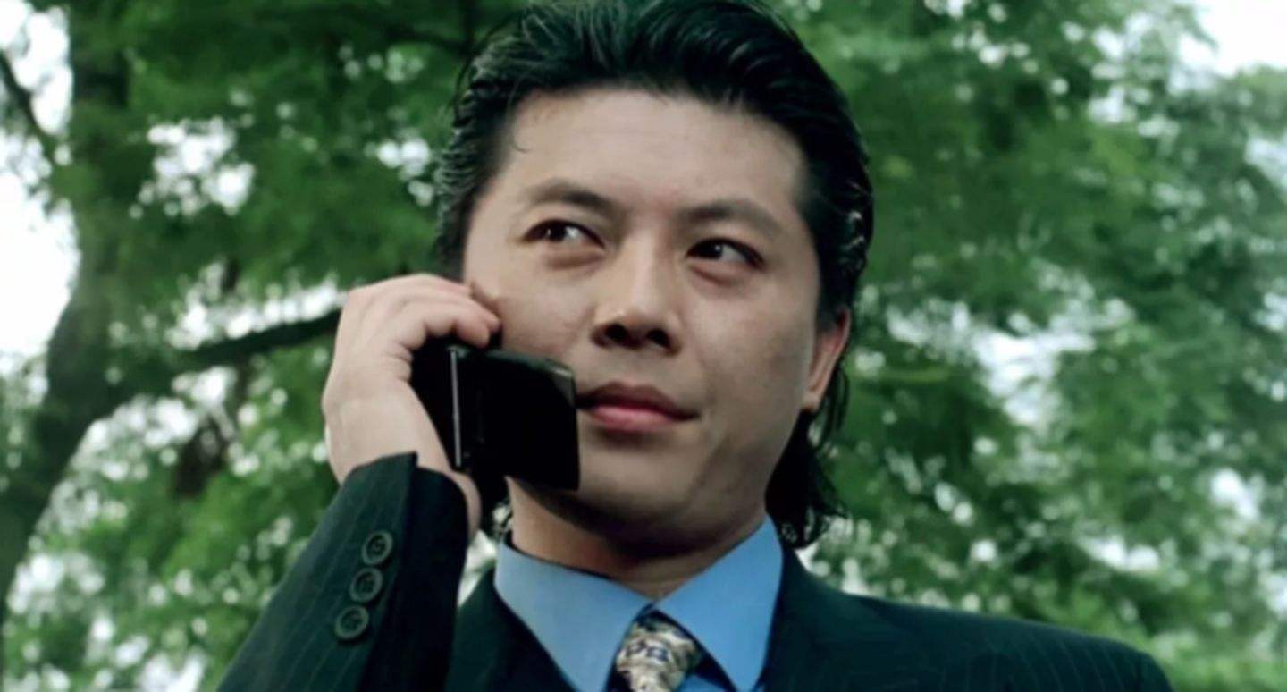 到达香港后,王霄出演了《飙城》《我在黑社会的日子》《上海皇帝》