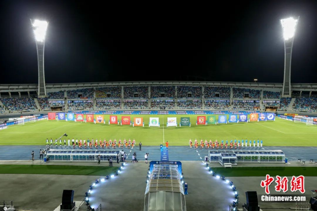 在海口赛区进行的2022赛季中超联赛开幕式。图片来源：IC photo
